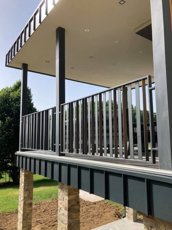 Moderna balkonska ograja 9