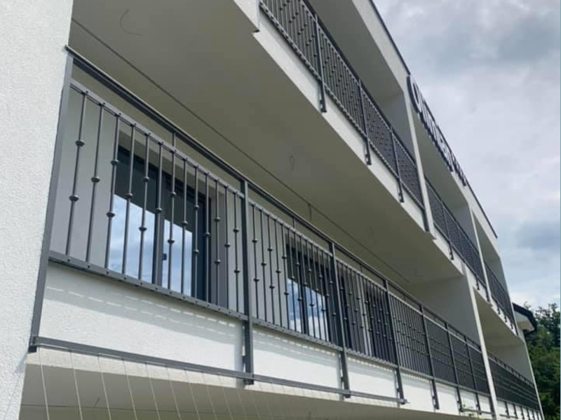 Moderna balkonska ograja 3